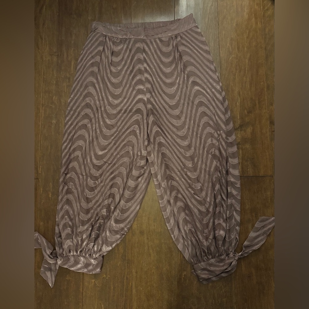 Chic Wavy Patterned Harem Style Pants